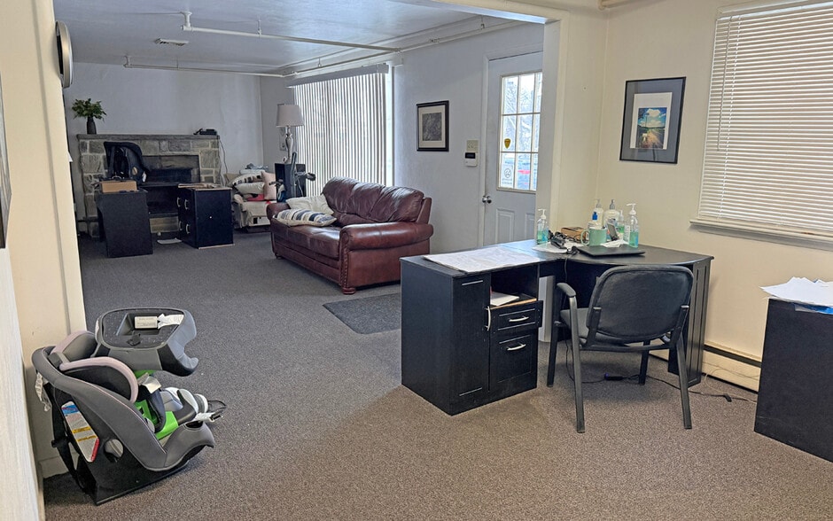 3265 Fulling Mill Rd, Middletown, PA for sale - Building Photo - Image 3 of 13