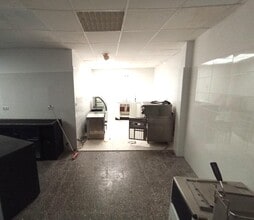 Retail in Mataró, Barcelona for lease Interior Photo- Image 2 of 9