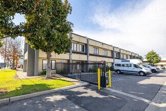 Plus de détails pour 1231-1241 E Warner Ave, Santa Ana, CA - Industriel à louer