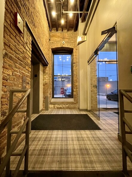 1525 W Homer St, Chicago, IL à louer - Photo intérieure - Image 3 de 15