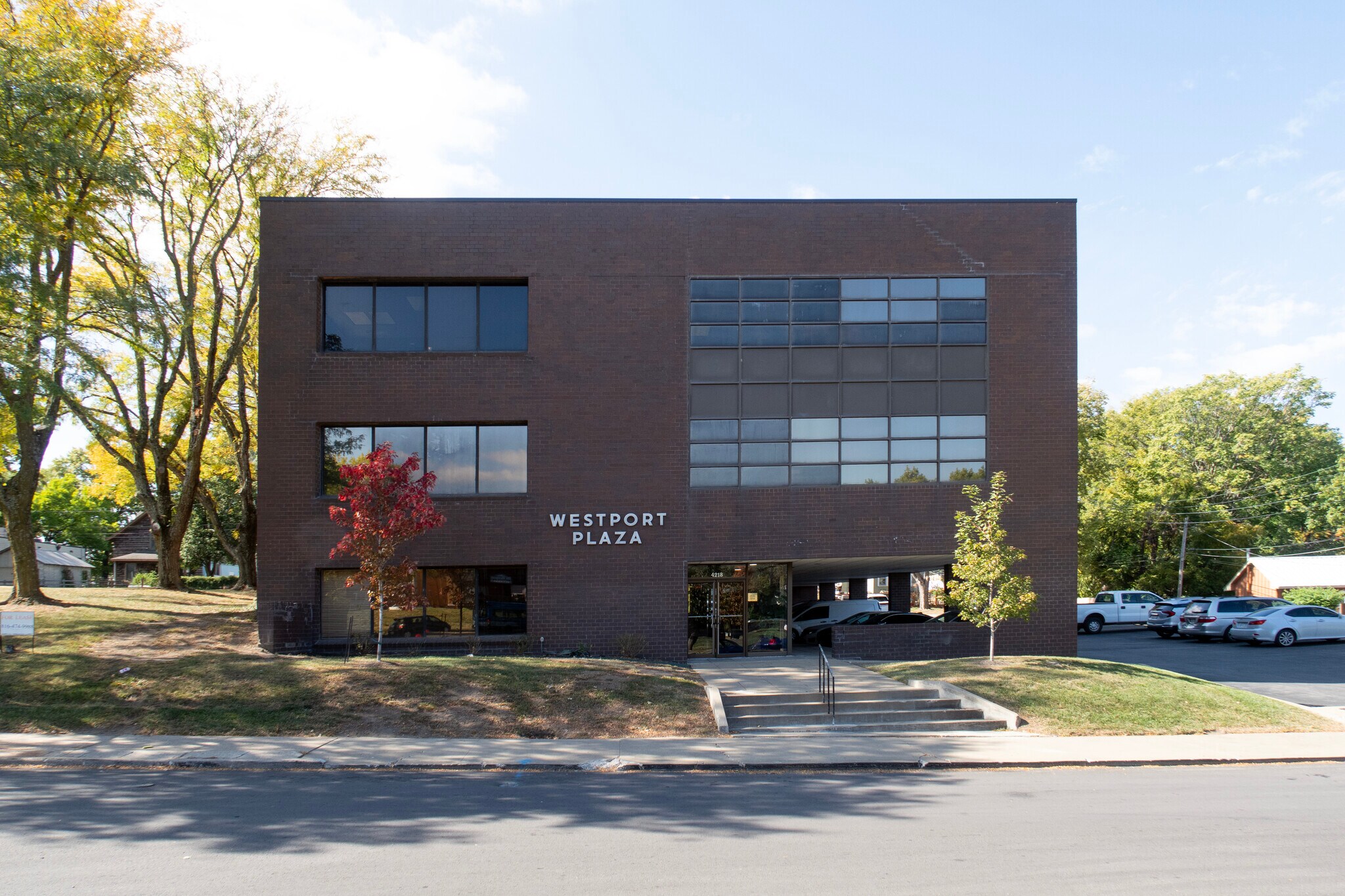 4218 Roanoke Rd, Kansas City, MO for sale Building Photo- Image 1 of 10