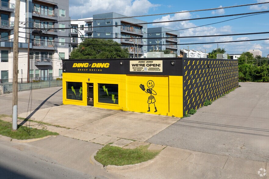 3516 Ross Ave, Dallas, TX à louer - Photo du bâtiment - Image 3 de 24