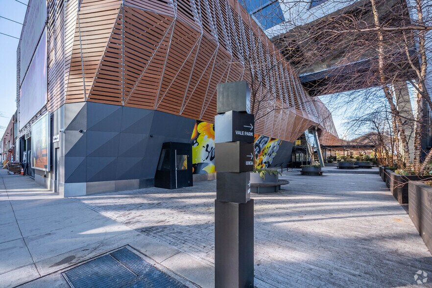 109 N 12th St, Brooklyn, NY à louer - Photo du bâtiment - Image 3 de 15