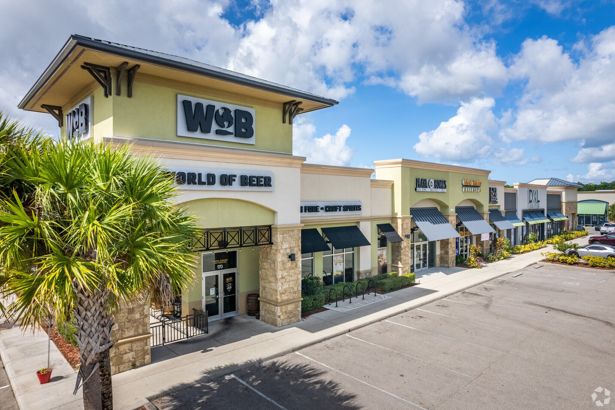 10041 University Plaza Dr, Fort Myers, FL à louer Photo principale- Image 1 de 7