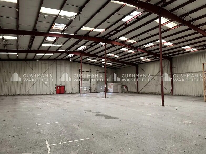 Industriel dans GEISPOLSHEIM à louer - Photo intérieure - Image 3 de 10