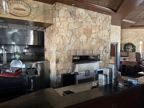 67 Main St, Salem, NH for lease Interior Photo- Image 1 of 4