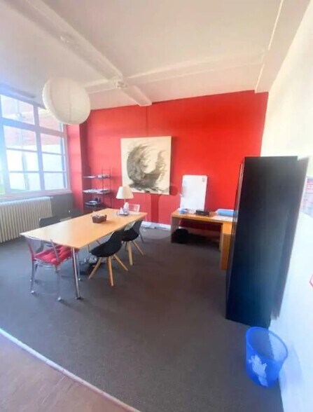 Office in Roubaix for sale - Interior Photo - Image 1 of 7