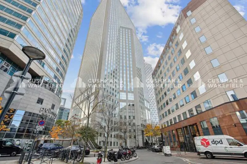 9-17 Allee De L'Arche, Courbevoie à louer - Photo du bâtiment - Image 2 de 30