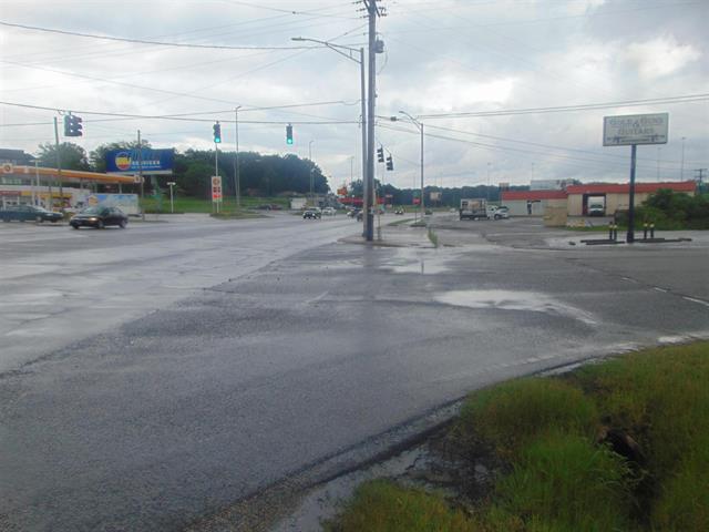 898 Florence Blvd, Florence, AL for sale Primary Photo- Image 1 of 10