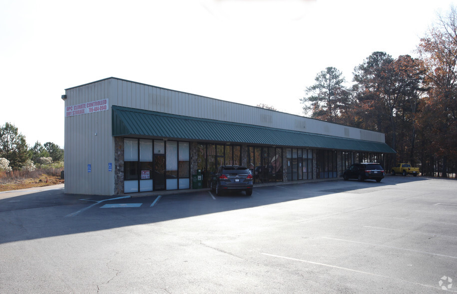 646 Old Phoenix, Eatonton, GA for sale - Primary Photo - Image 1 of 1