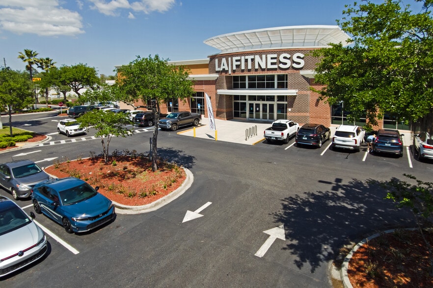 3600 W University Blvd, Jacksonville, FL for lease - Building Photo - Image 2 of 13