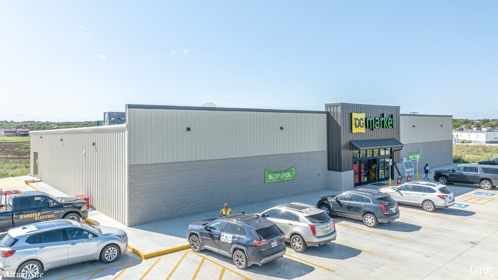 10517 River Crossing, China Spring, TX à vendre - Photo du bâtiment - Image 2 de 5