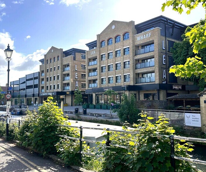 Brownfields, Hertford à vendre - Photo du bâtiment - Image 2 de 17