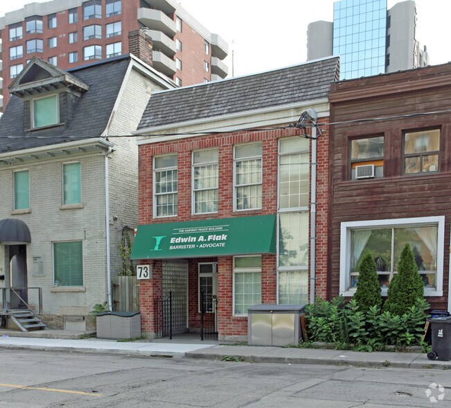 73 Mutual St, Toronto, ON à louer - Photo du bâtiment - Image 3 de 3