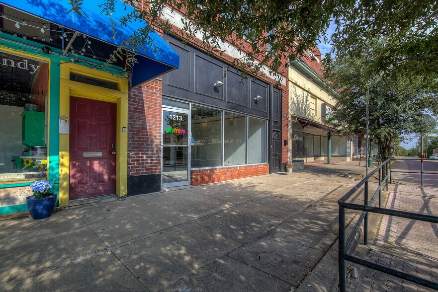 1213 Washington St, Commerce, TX for sale - Building Photo - Image 3 of 50