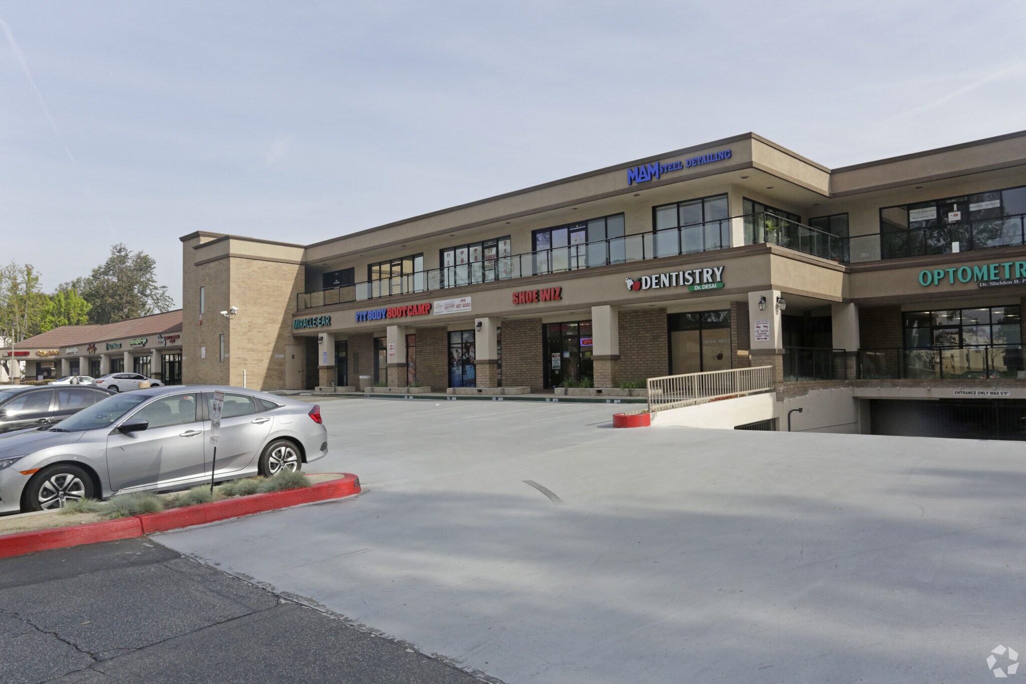 11321-11395 183rd St, Cerritos, CA à louer Photo principale- Image 1 de 5