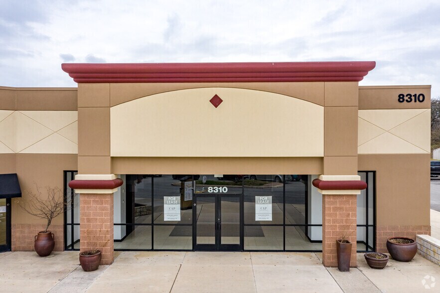 8238-8356 Agora Pky, Schertz, TX à louer - Photo du bâtiment - Image 2 de 69