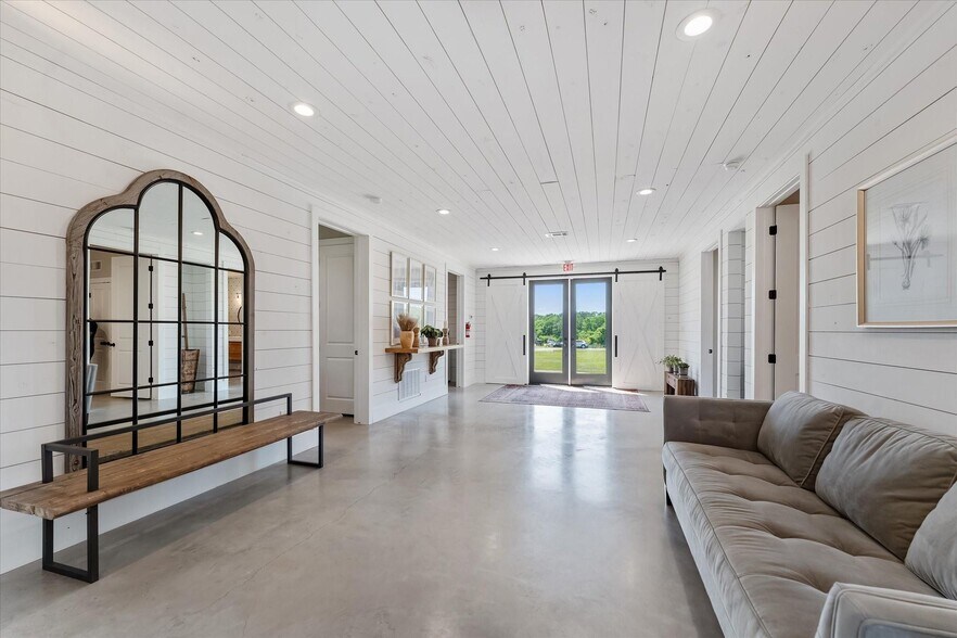 12162 Wyatt Rd, Montgomery, TX à vendre - Photo du bâtiment - Image 3 de 12