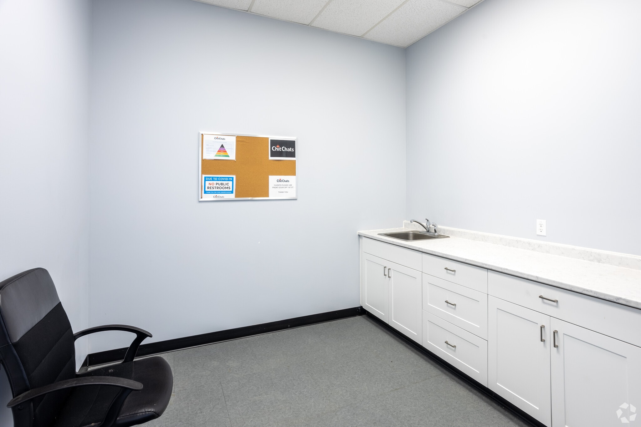 10016 167 St NW, Edmonton, AB for lease Interior Photo- Image 1 of 4