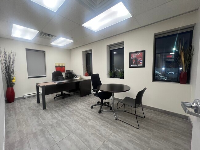 More details for 8600 Rue Jarry, Montréal, QC - Office for Lease