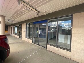 1231 E Main St, Meriden, CT for lease Building Photo- Image 1 of 9