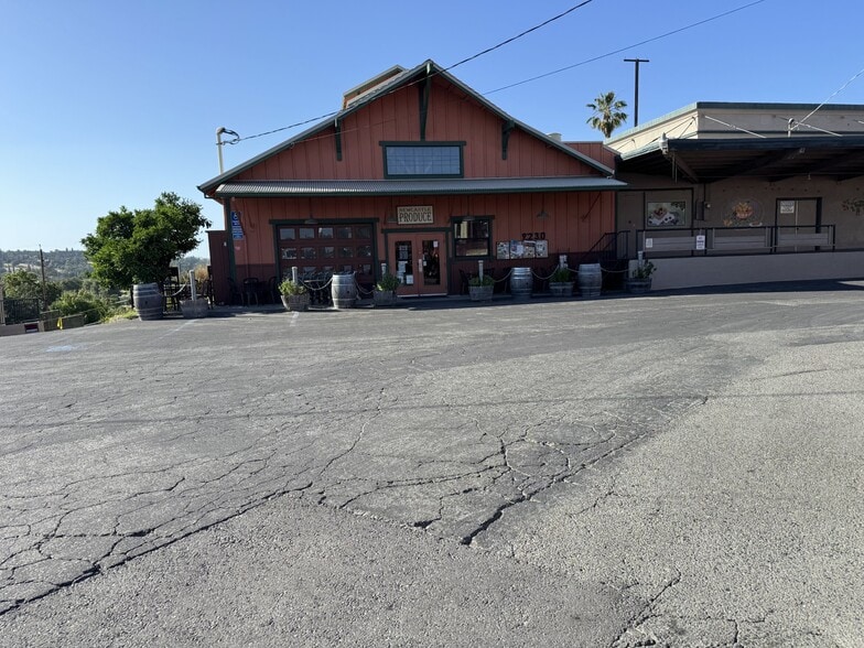 9230 Cypress St, Newcastle, CA à louer - Photo du bâtiment - Image 1 de 9