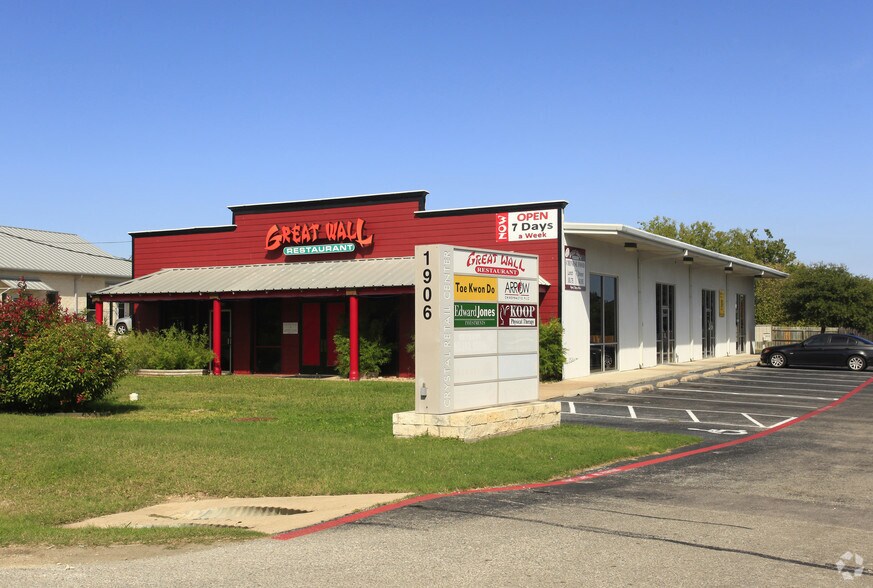 1906 S Bagdad Rd, Leander, TX à louer - Photo du bâtiment - Image 2 de 5