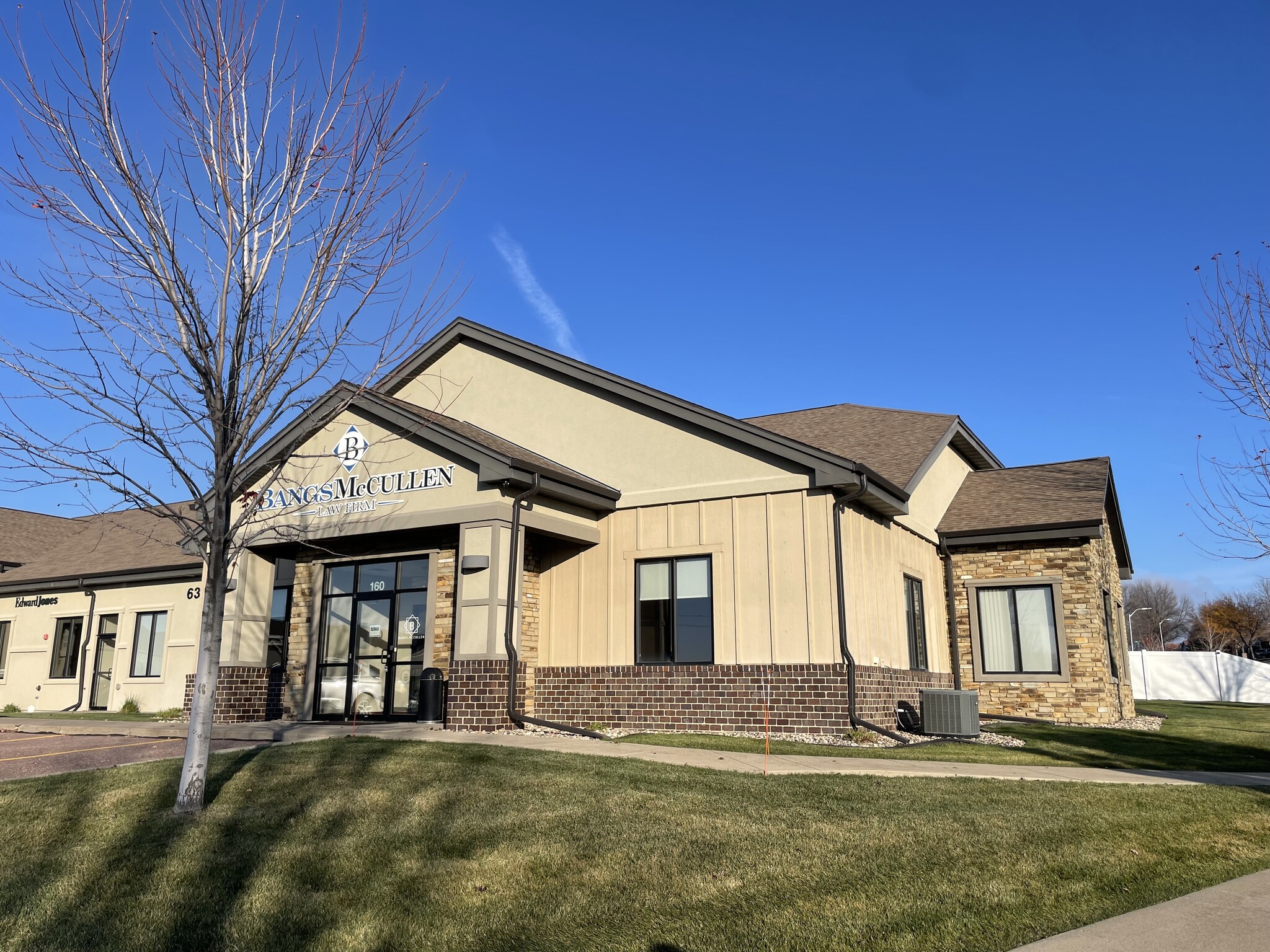 6340 S Western Ave, Sioux Falls, SD for lease Primary Photo- Image 1 of 4