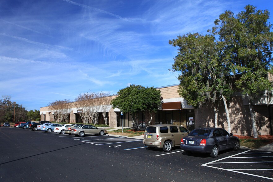 3300 SW 34th Ave, Ocala, FL à louer - Photo du bâtiment - Image 2 de 16