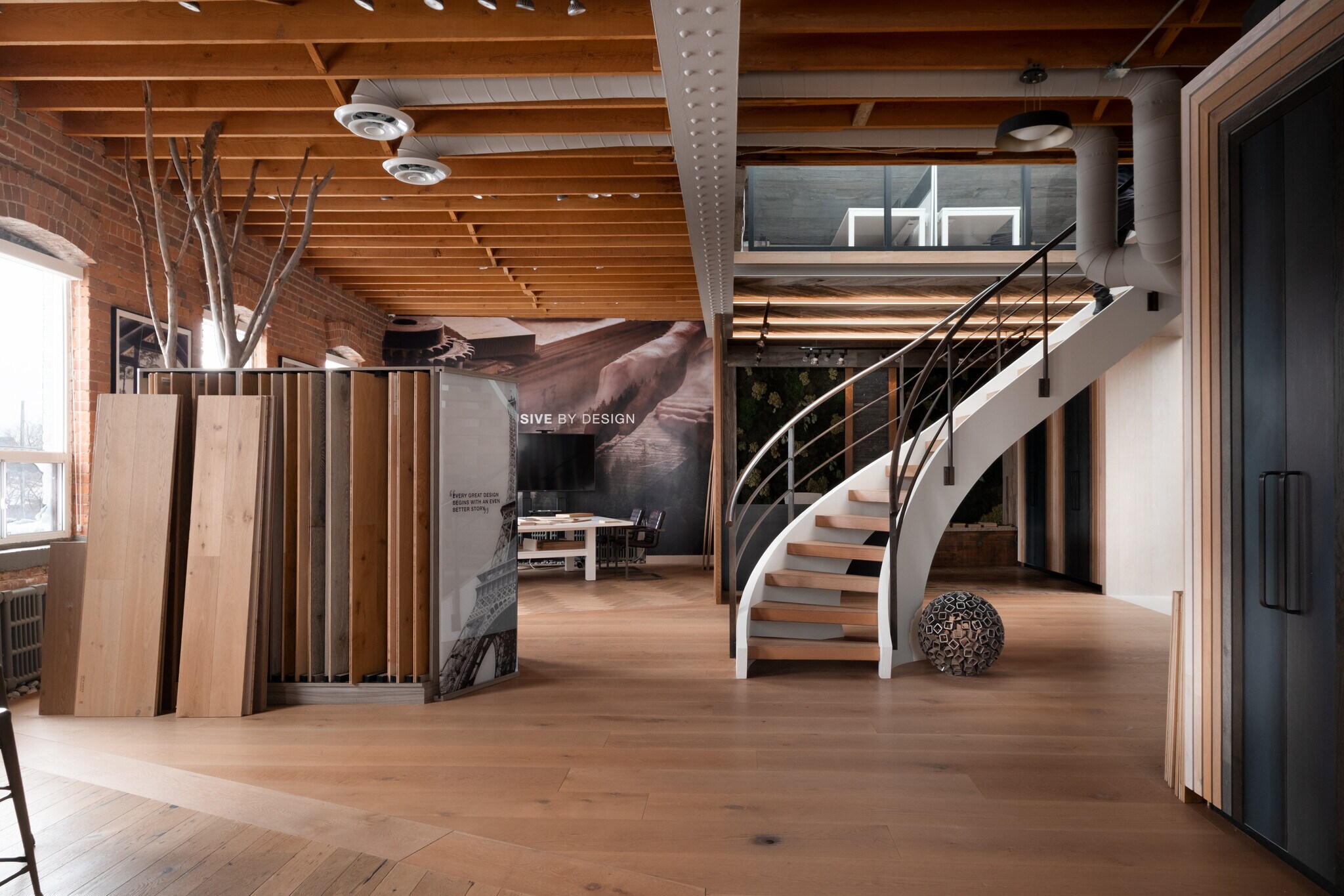 287 Macpherson Ave, Toronto, ON for lease Interior Photo- Image 1 of 12