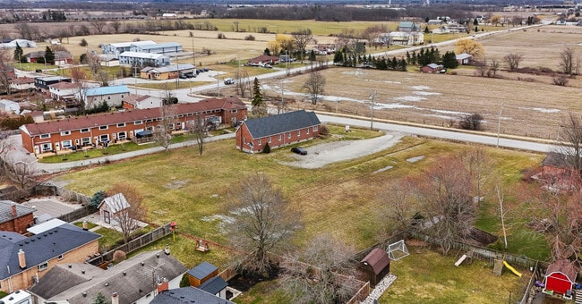 Plus de détails pour 6441 Smithville Rd, Smithville, ON - Spécialité à vendre