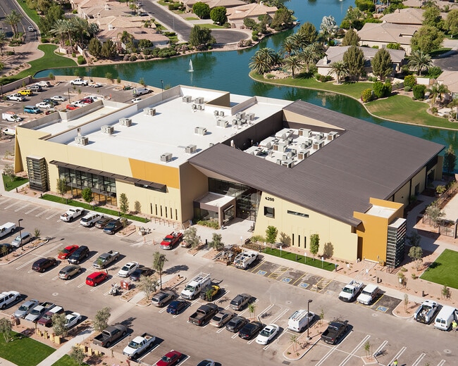 Plus de détails pour 4050 S Alma School Rd, Chandler, AZ - Commerce de détail à louer