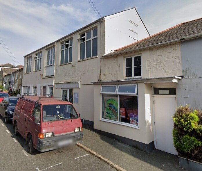 The Needles Residential & Commercial portfolio of 4 properties for sale on LoopNet.ca - Building Photo - Image 3 of 4