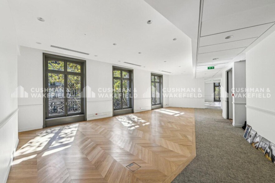 112-114 Boulevard Haussmann, Paris à louer - Photo intérieure - Image 2 de 16