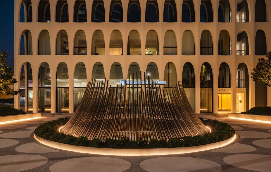 9720 Wilshire Blvd, Beverly Hills, CA à louer - Photo du bâtiment - Image 2 de 15