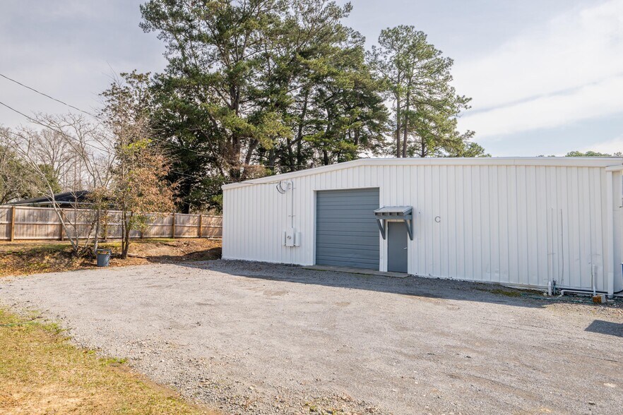 401 E 1st North St, Summerville, SC à louer - Photo du bâtiment - Image 3 de 14