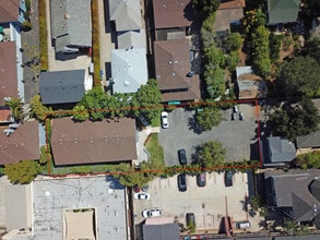 316 W Valerio St, Santa Barbara, CA - AÉRIEN  Vue de la carte - Image1