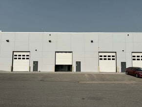999 57th Ave NE, Calgary, AB for lease Building Photo- Image 1 of 9