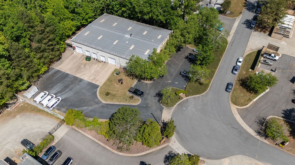9350 Industrial Ter, Alpharetta, GA à vendre Photo principale- Image 1 de 14