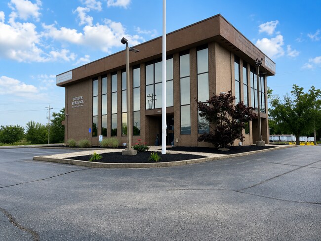 Plus de détails pour 660 N University Blvd, Middletown, OH - Bureau à vendre
