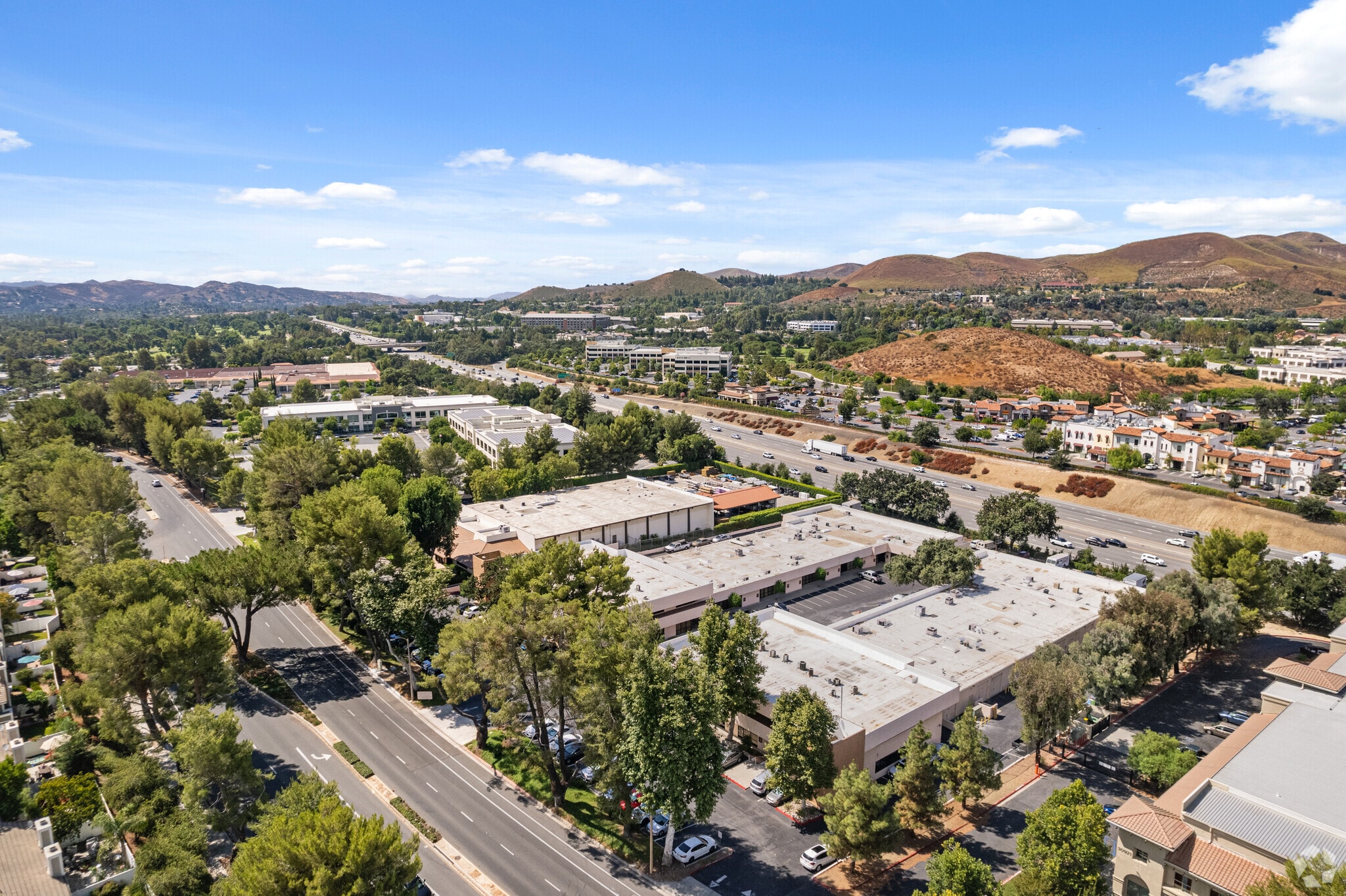 30941 Agoura Rd, Westlake Village, CA for lease Primary Photo- Image 1 of 35