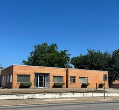 2507 Monticello Ave, Norfolk, VA for lease Building Photo- Image 1 of 6