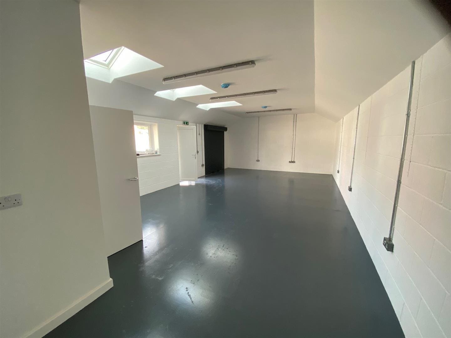 North Mills Rd, Bridport for lease Interior Photo- Image 1 of 2