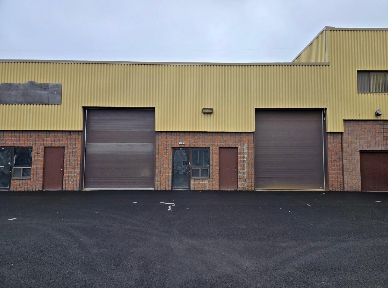 1501-1569 Aut Desserte N, Laval, QC for lease Primary Photo- Image 1 of 11