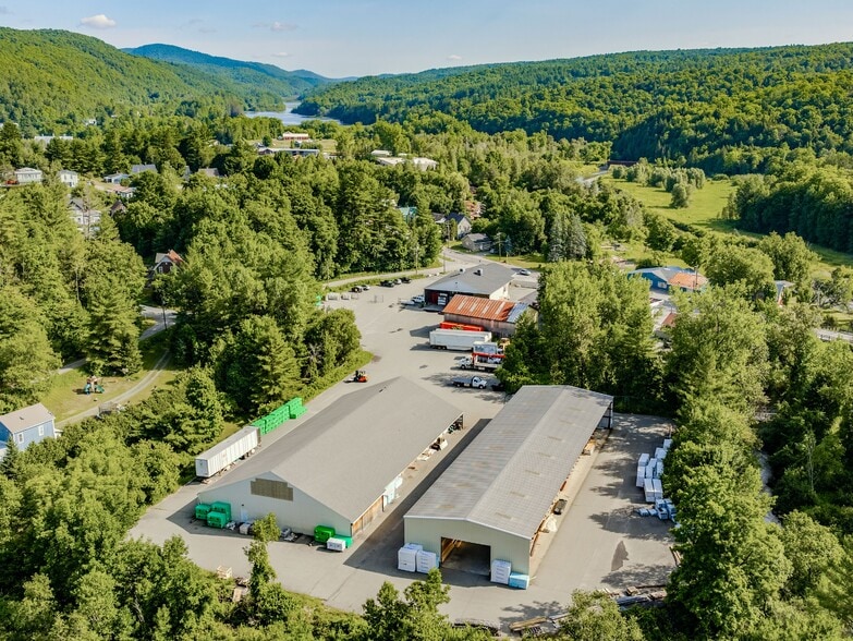 439 Wolcott St, Hardwick, VT for sale - Building Photo - Image 3 of 3