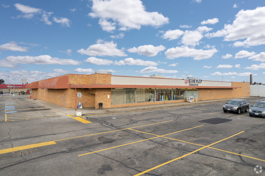 3911 Secor Rd, Toledo, OH for sale - Building Photo - Image 1 of 1