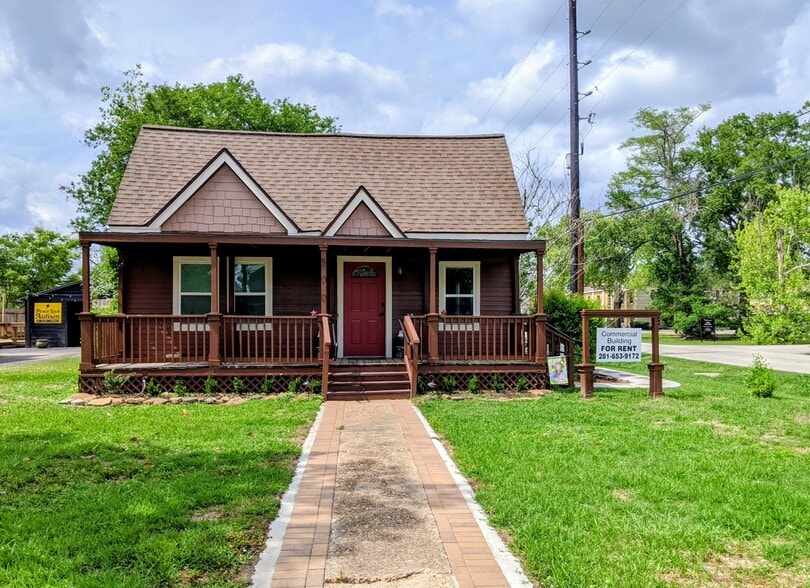 500 Mason St, Tomball, TX for lease - Building Photo - Image 2 of 10