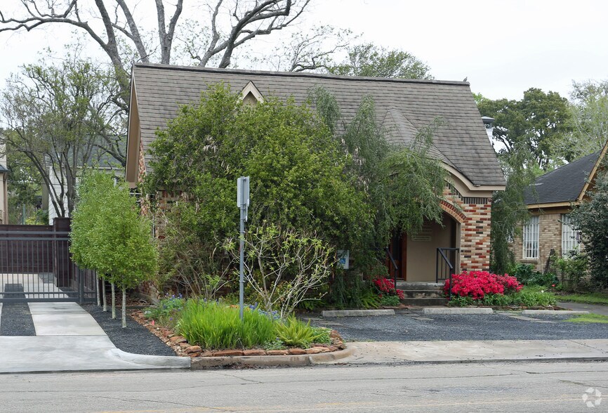 2430 Sunset Blvd, Houston, TX à vendre - Photo du bâtiment - Image 2 de 3