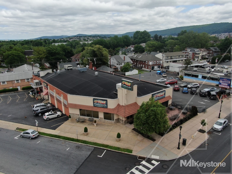 421 Penn Ave, West Reading, PA for sale - Building Photo - Image 3 of 17