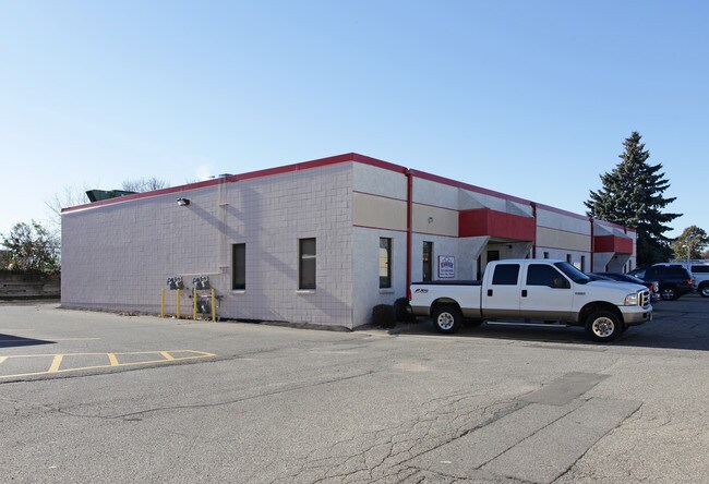 More details for 6102-6112 Olson Memorial Hwy, Golden Valley, MN - Industrial for Lease